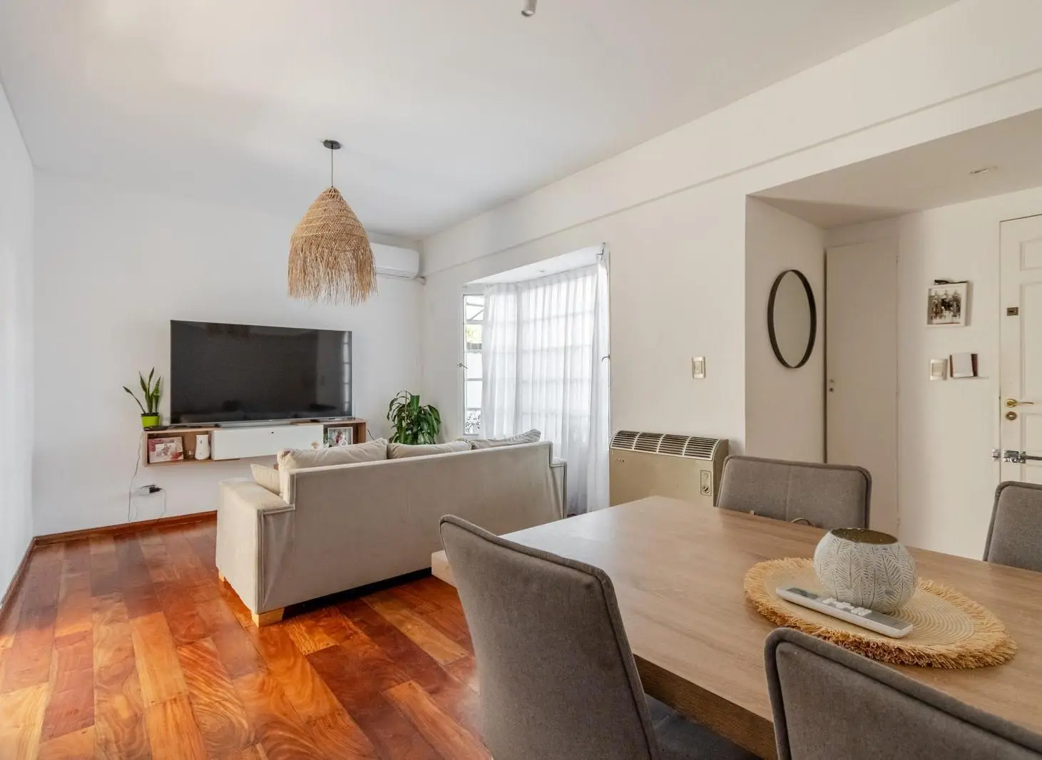 Impecable dúplex en venta con patio y cochera ubicado en Olivos, Vicente López. 5