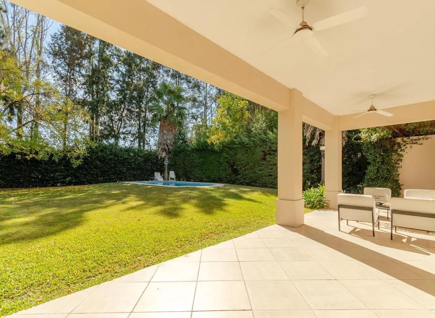 Divina casa en venta en Haras del Pilar – La Pradera I con gran jardín y piscina. 5