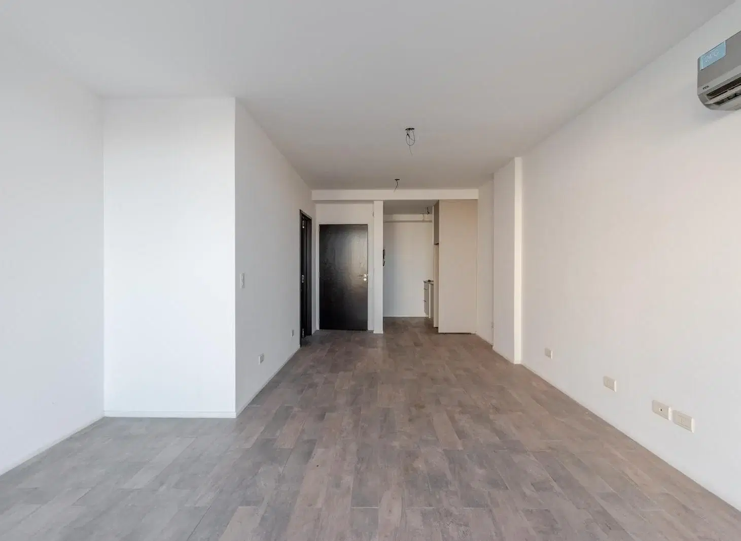 Luminoso monoambiente apto profesional en venta, cerca de todo, en Caballito. 8