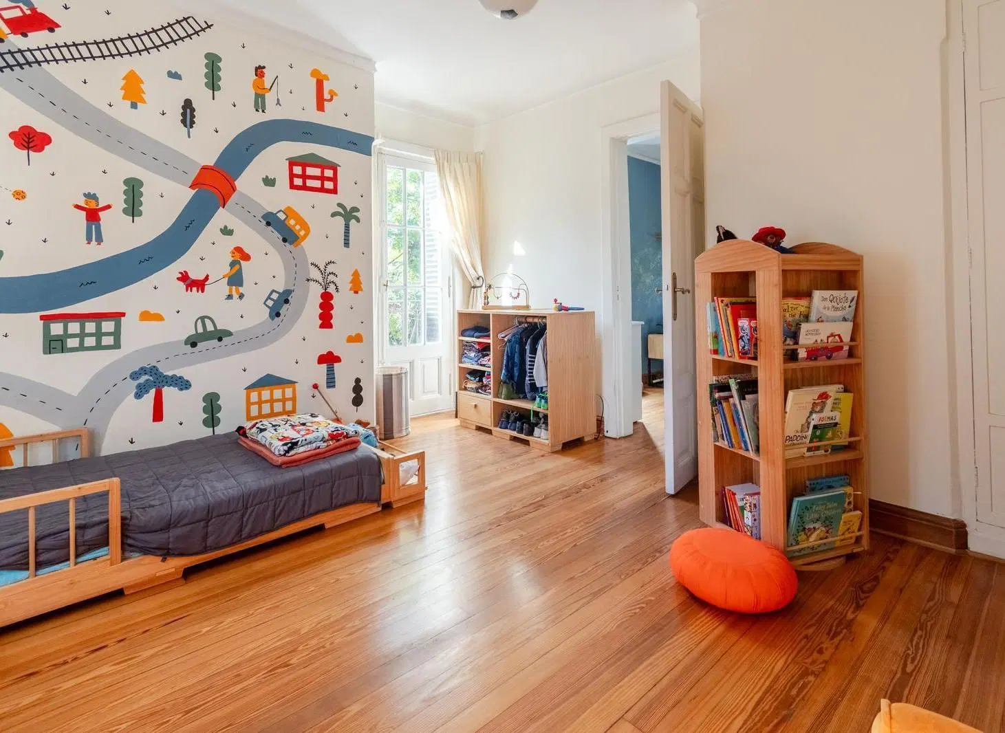 Antigua casa en venta con mucho encanto en pleno B° Parque Aguirre, Acassuso. 2