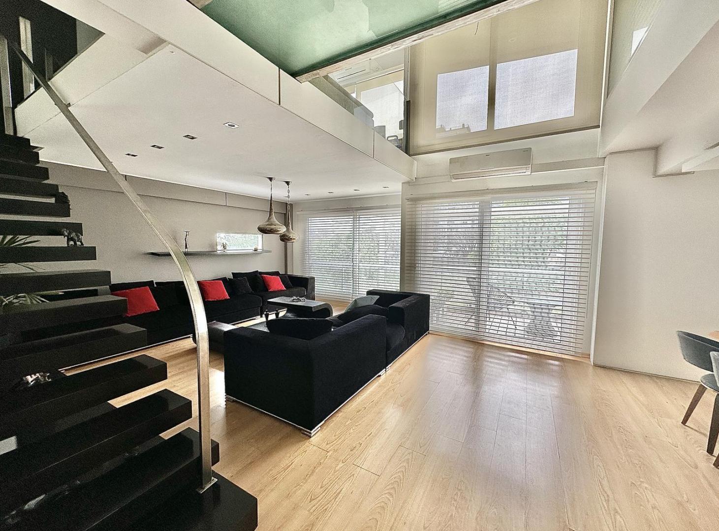 Foto de Sensacional departamento de diseño en duplex con cochera en venta y, imagen 2
