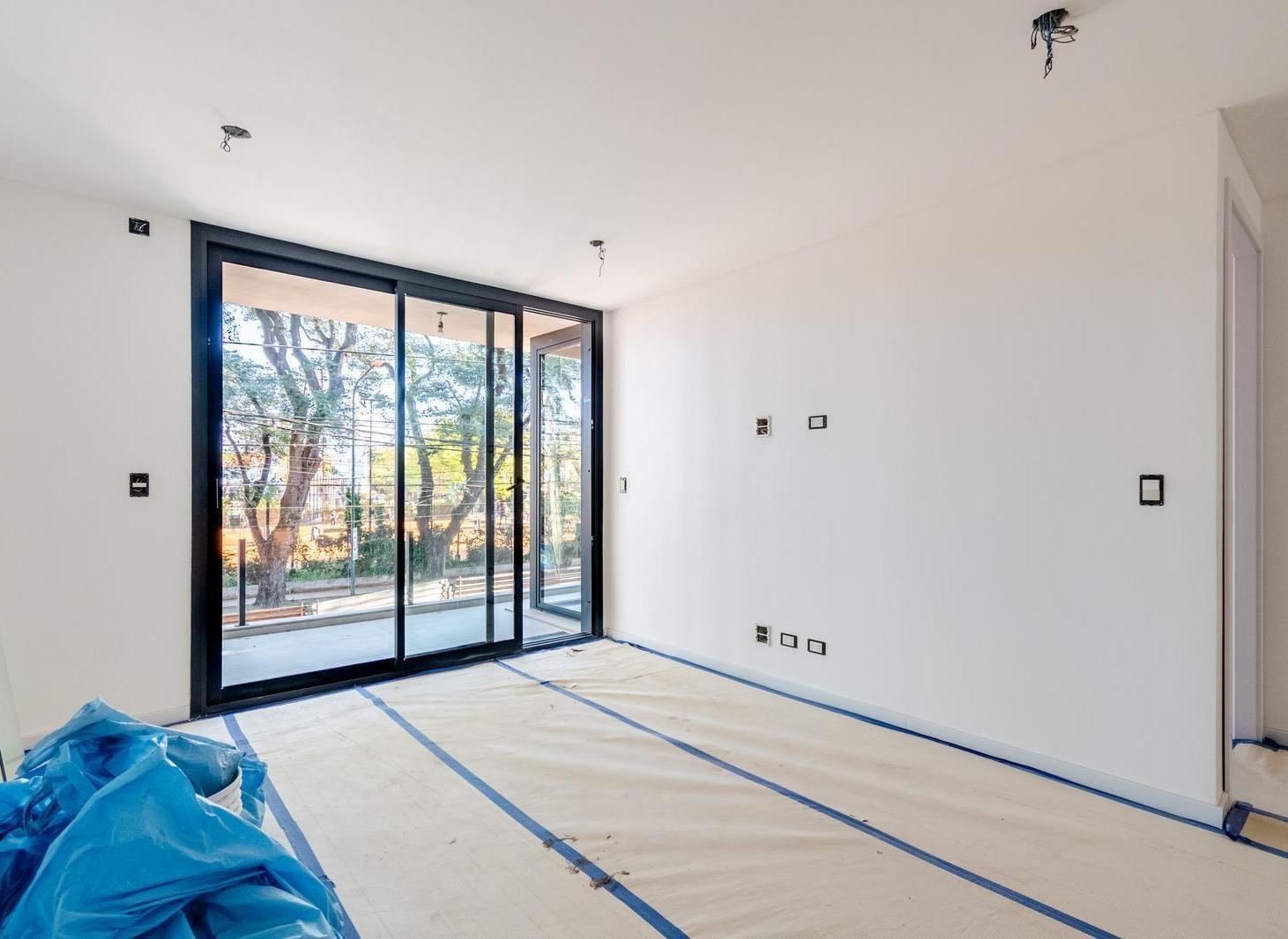 Departamento a estrenar en venta con cochera y balcón, ubicado en Acassuso frente al CASI.