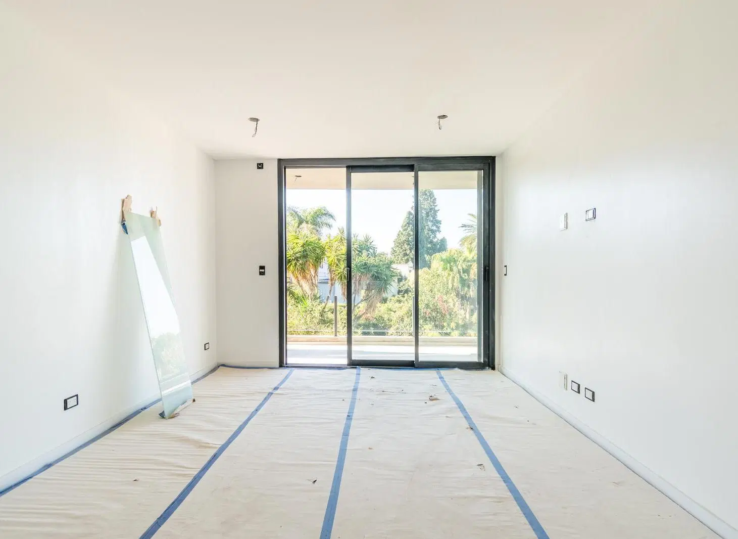 Departamento a estrenar en venta con cochera y terraza propia, ubicado en Acassuso frente al CASI. 2