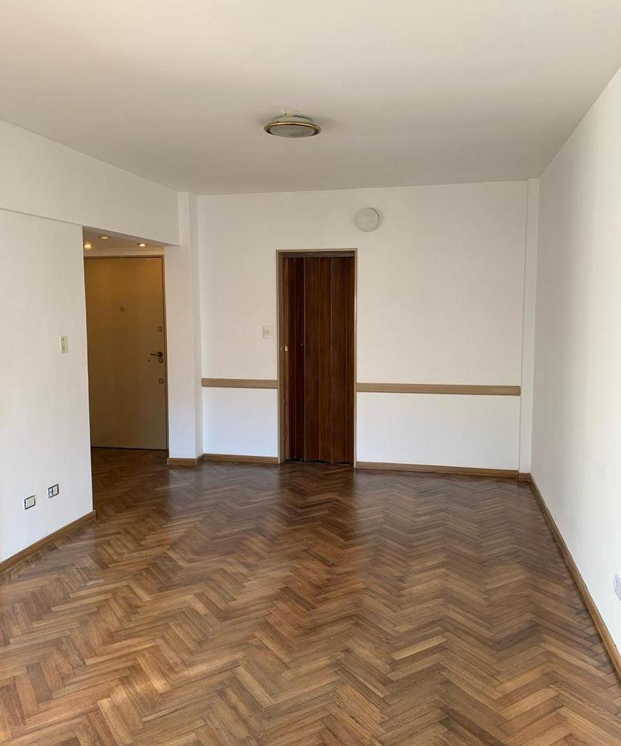 Foto de Excelente oficina en venta y alquiler en el centro, Barrio San Nicolas., imagen 1