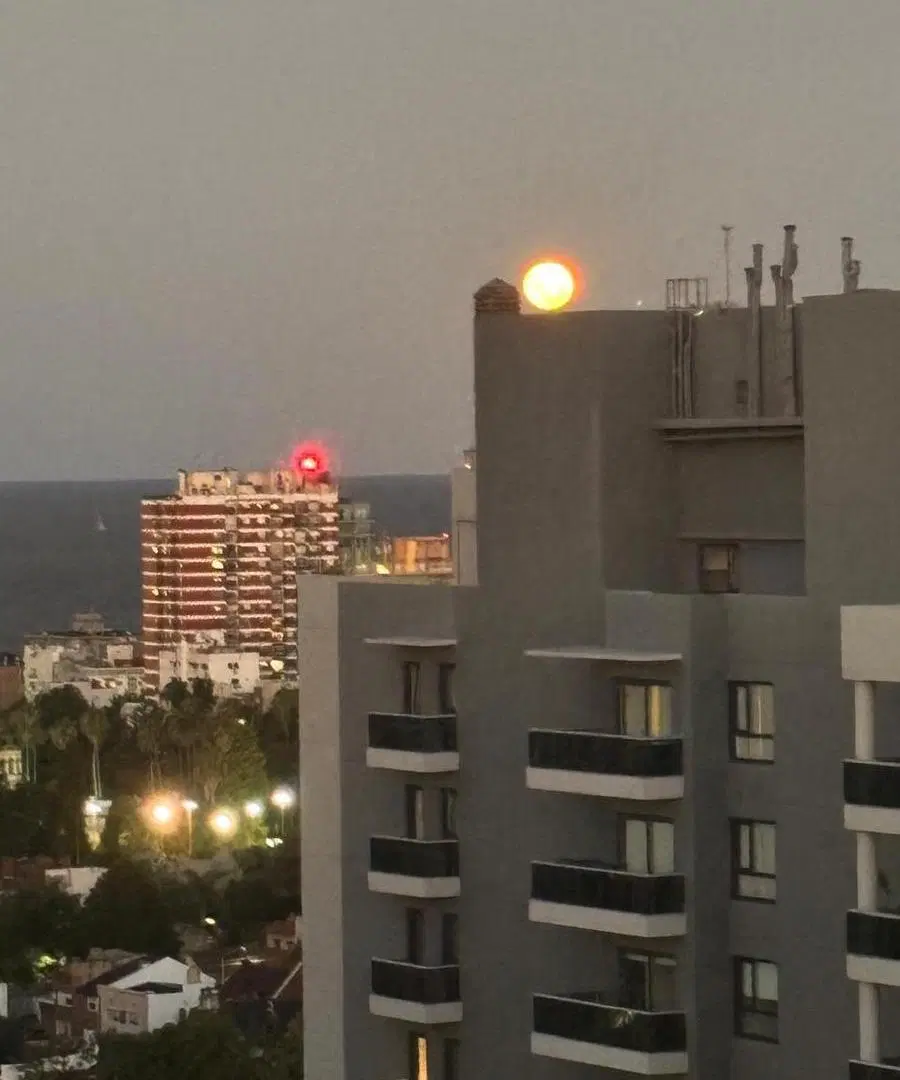 Fantástico departamento en alquiler con vista al Río y cochera en Florida, con o sin muebles. 2