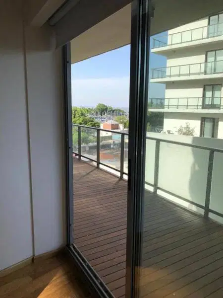 Lindísimo departamento de tres ambientes con vista al río a la venta, en el Puerto de Olivos. 3