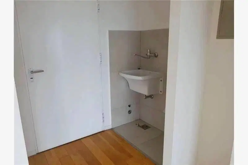 Lindísimo departamento de 3 ambientes en venta y alquiler con vista al Río, en el Puerto de Olivos. 2