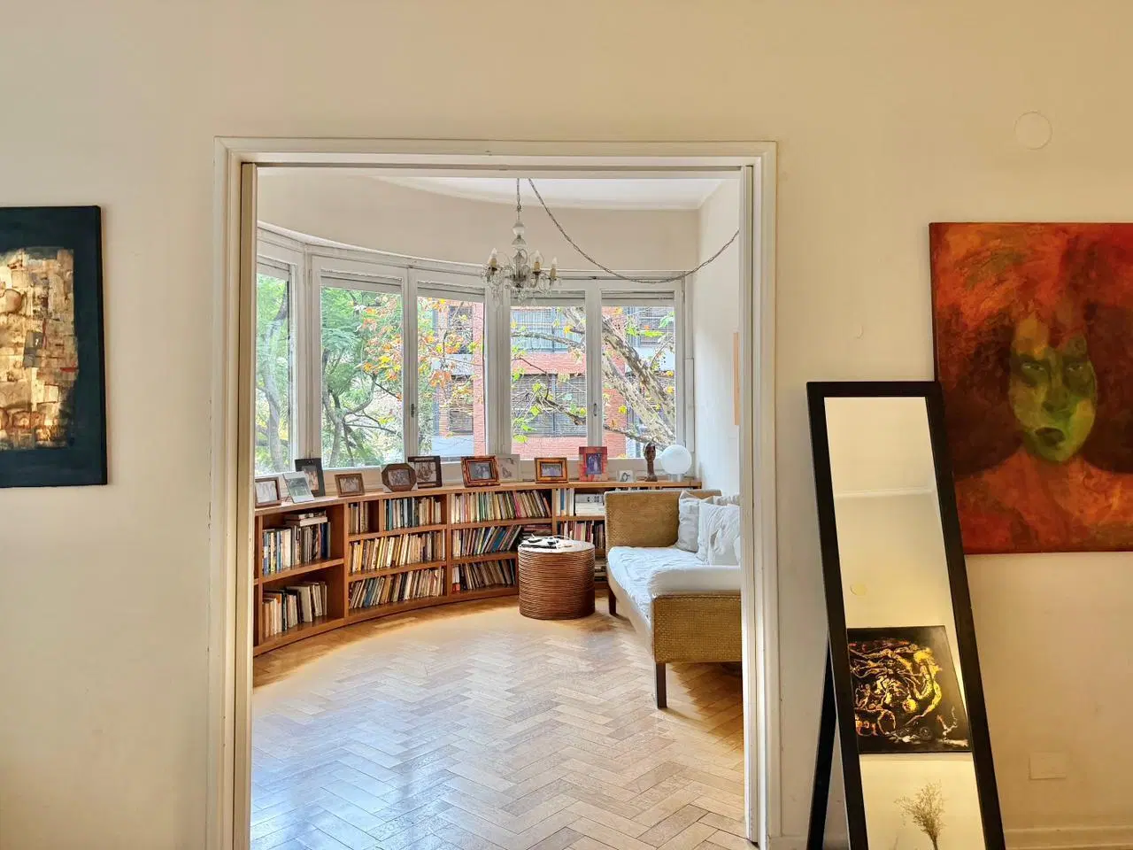 Distinguido piso en venta con cochera y baulera en Belgrano. 4