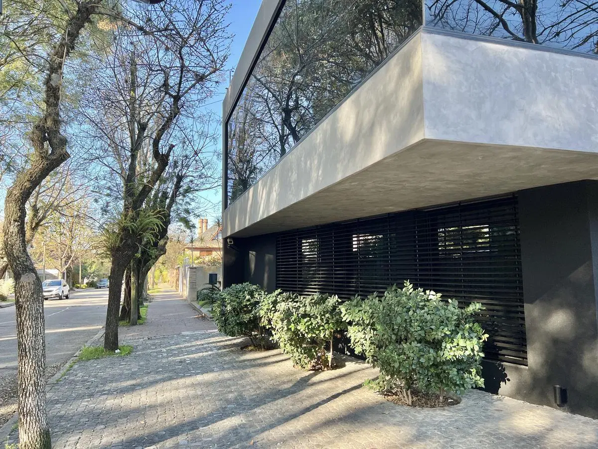 Impecable casa de diseño en venta ubicada en Martínez, San Isidro. 4