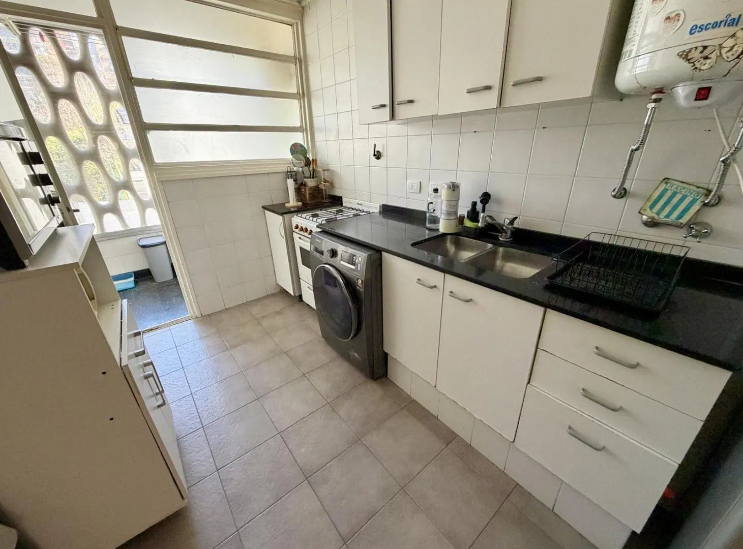 Piso en venta con cochera y baulera ubicado en Olivos, Vicente López. 5