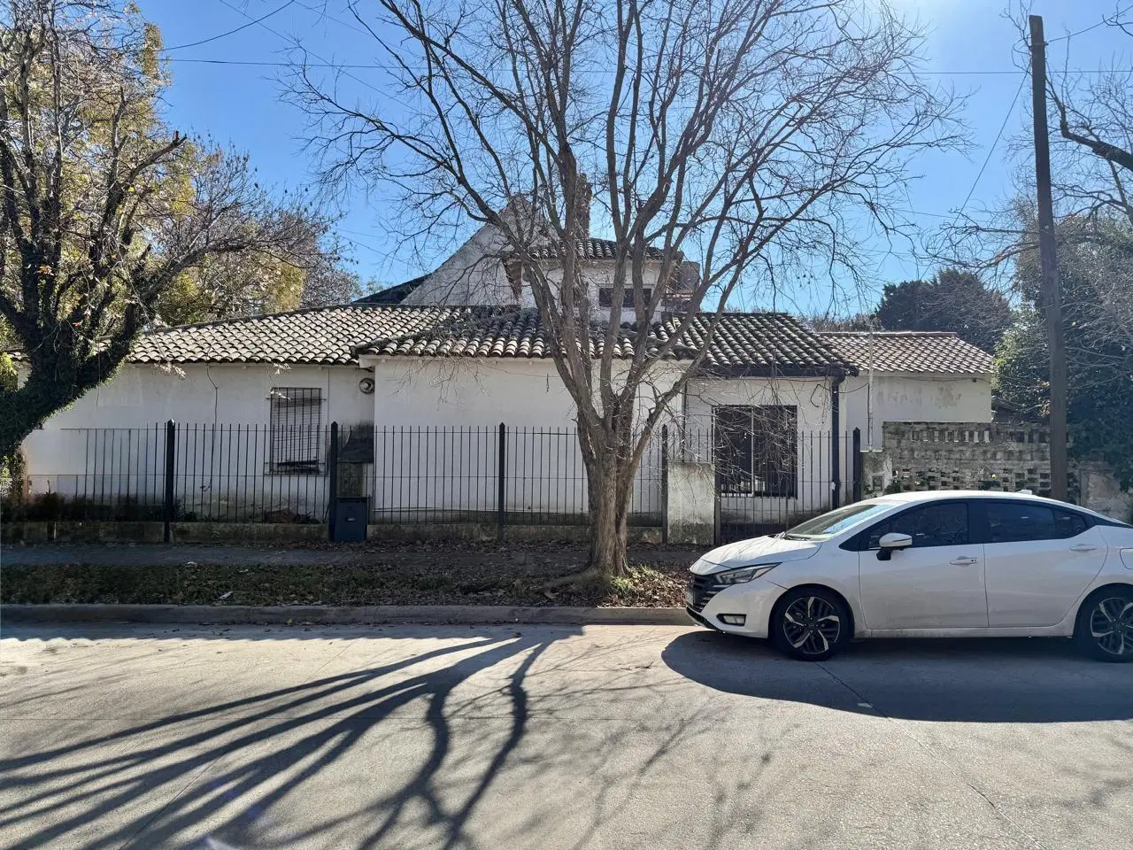 Ideal lote en esquina de 237,70m2 a la venta en Acassuso, en un entorno inmejorable. 8