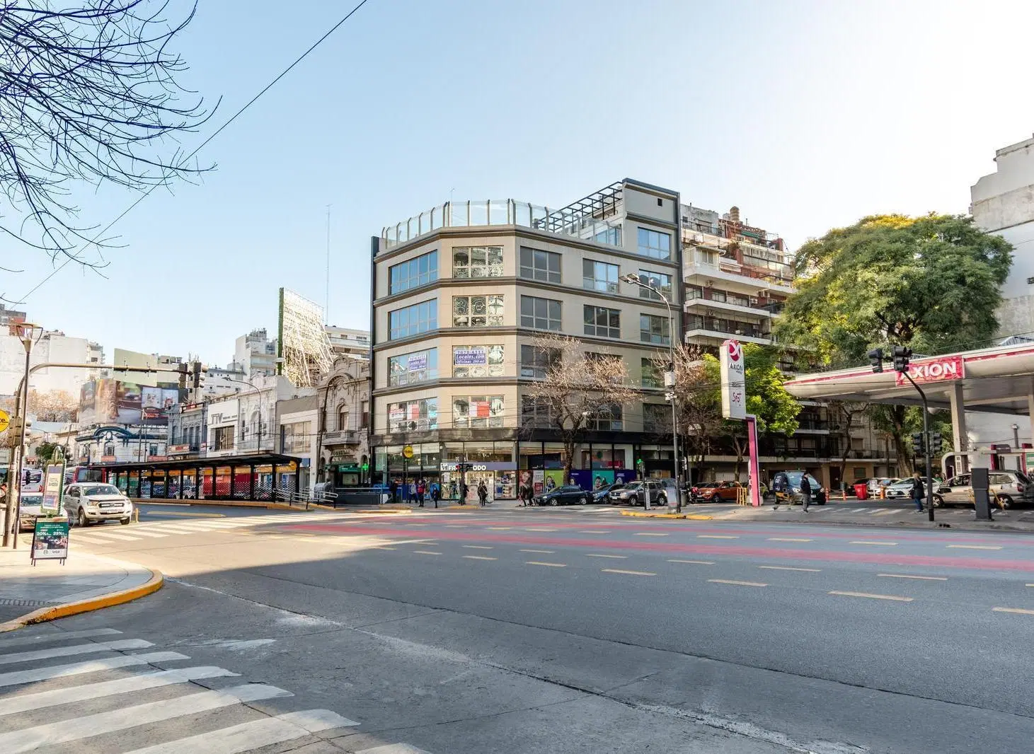 Imponente edificio corporativo en alquiler, ubicado en Palermo sobre Av. Cabildo y Olleros. 3