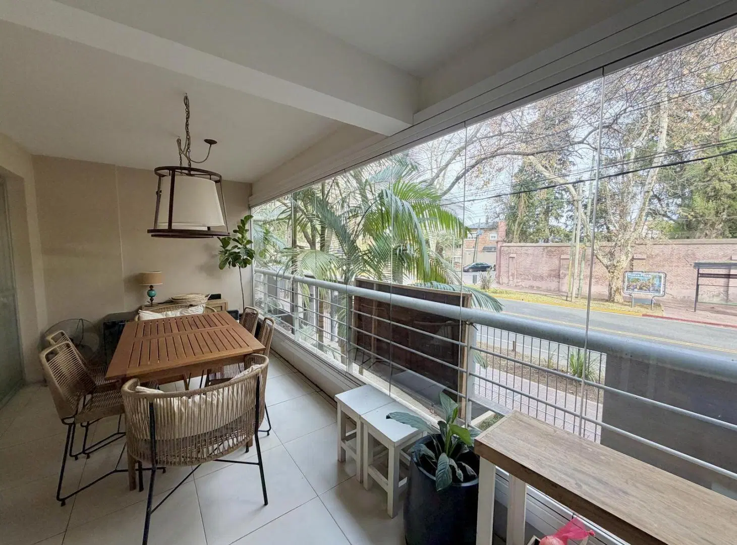 Impecable departamento con patio, balcón, parrilla y cochera cubierta en Punta Chica, San Fernando. 5