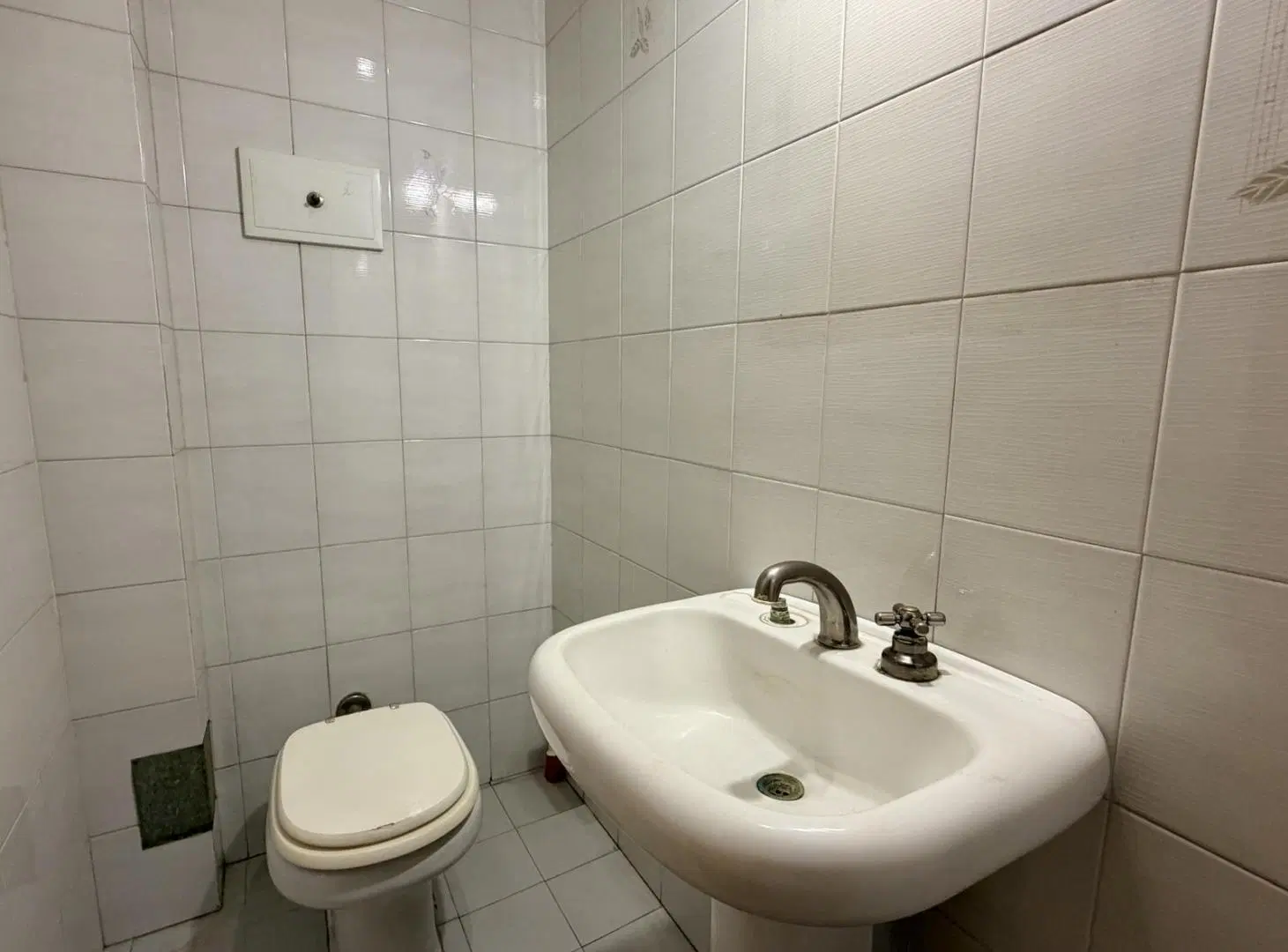 Amplio dúplex en venta con jardín y cochera ubicado en Olivos, Vicente López. 4