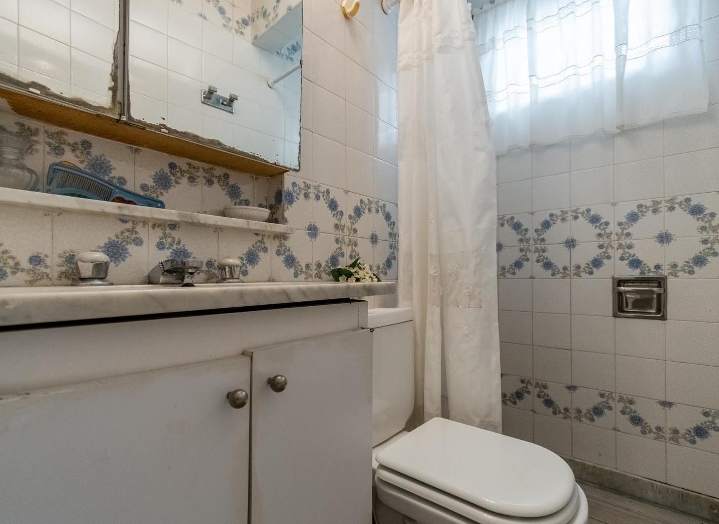 Foto de Excelente casa en venta en Olivos, con gran jardín, piscina y amplio, imagen 4