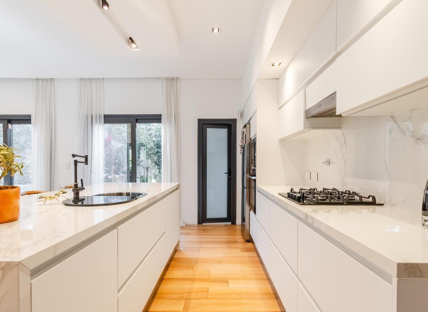 Foto de Casa de diseño en venta, ubicada en zona residencial de Acassuso, San, imagen 1