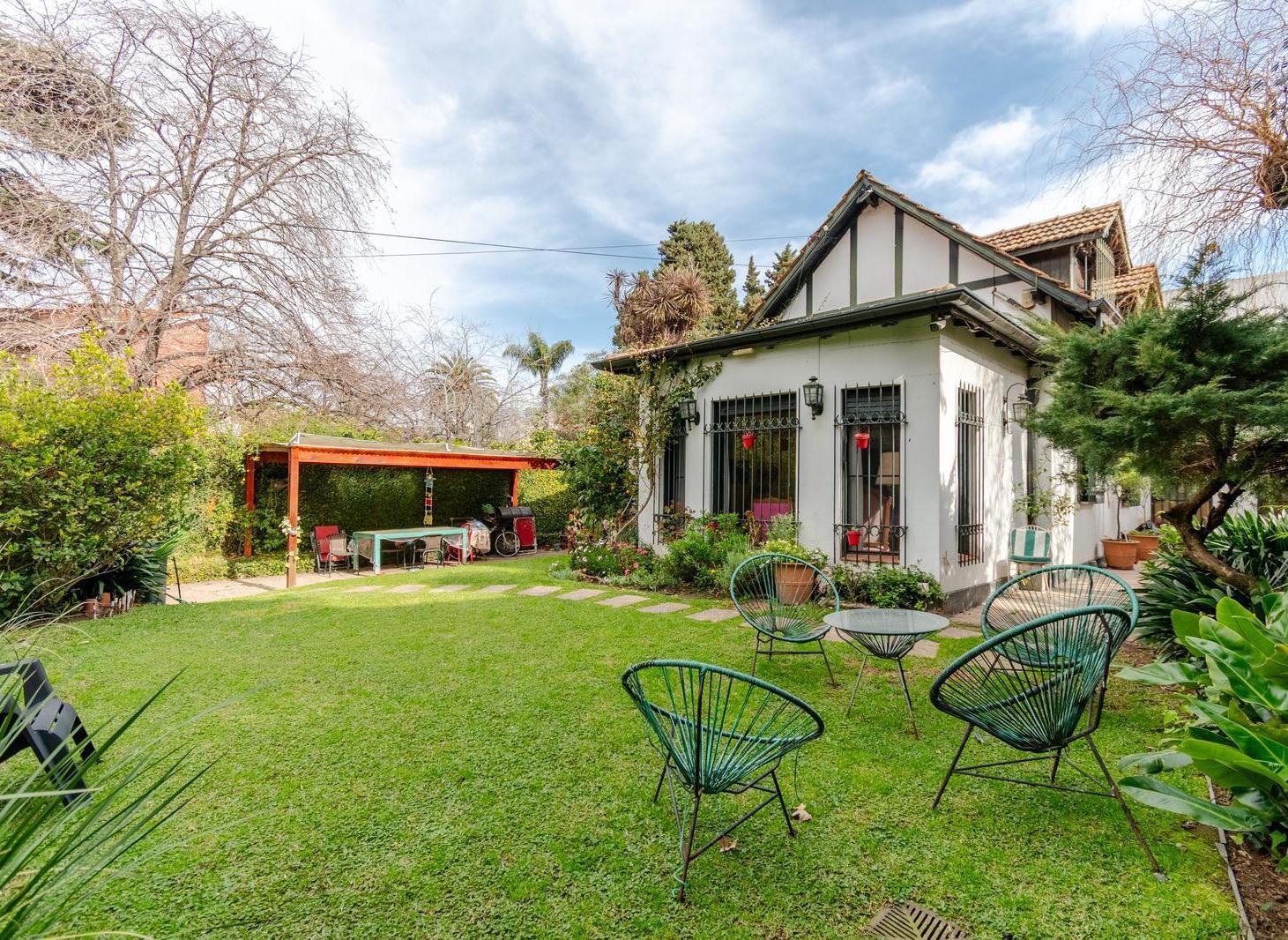Foto de Exclusiva casa en venta con jardín y piscina, ubicada en Vicente López., imagen 3