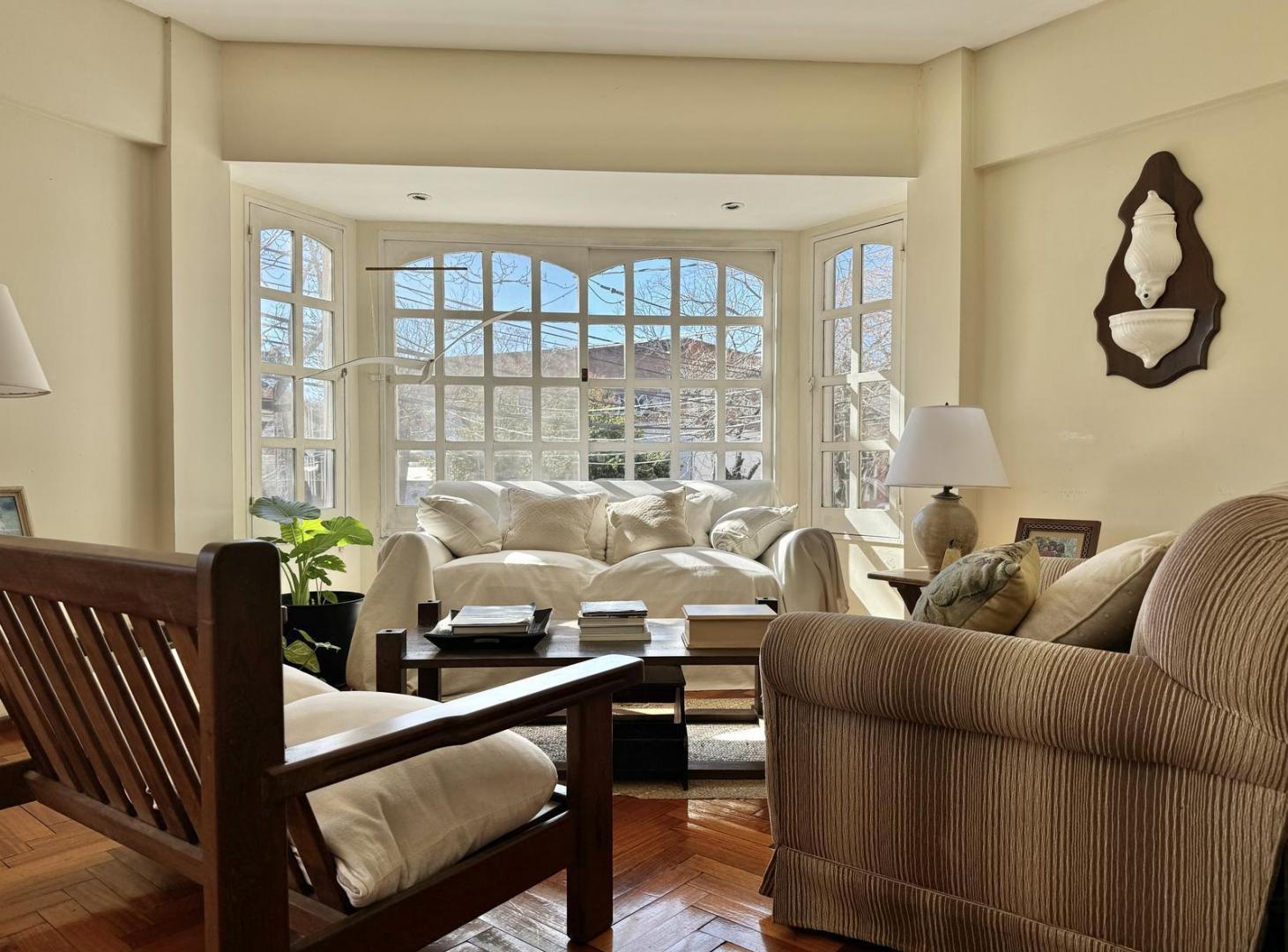 Foto de Encantador departamento de 4 ambientes en venta con cochera y gran, imagen 3