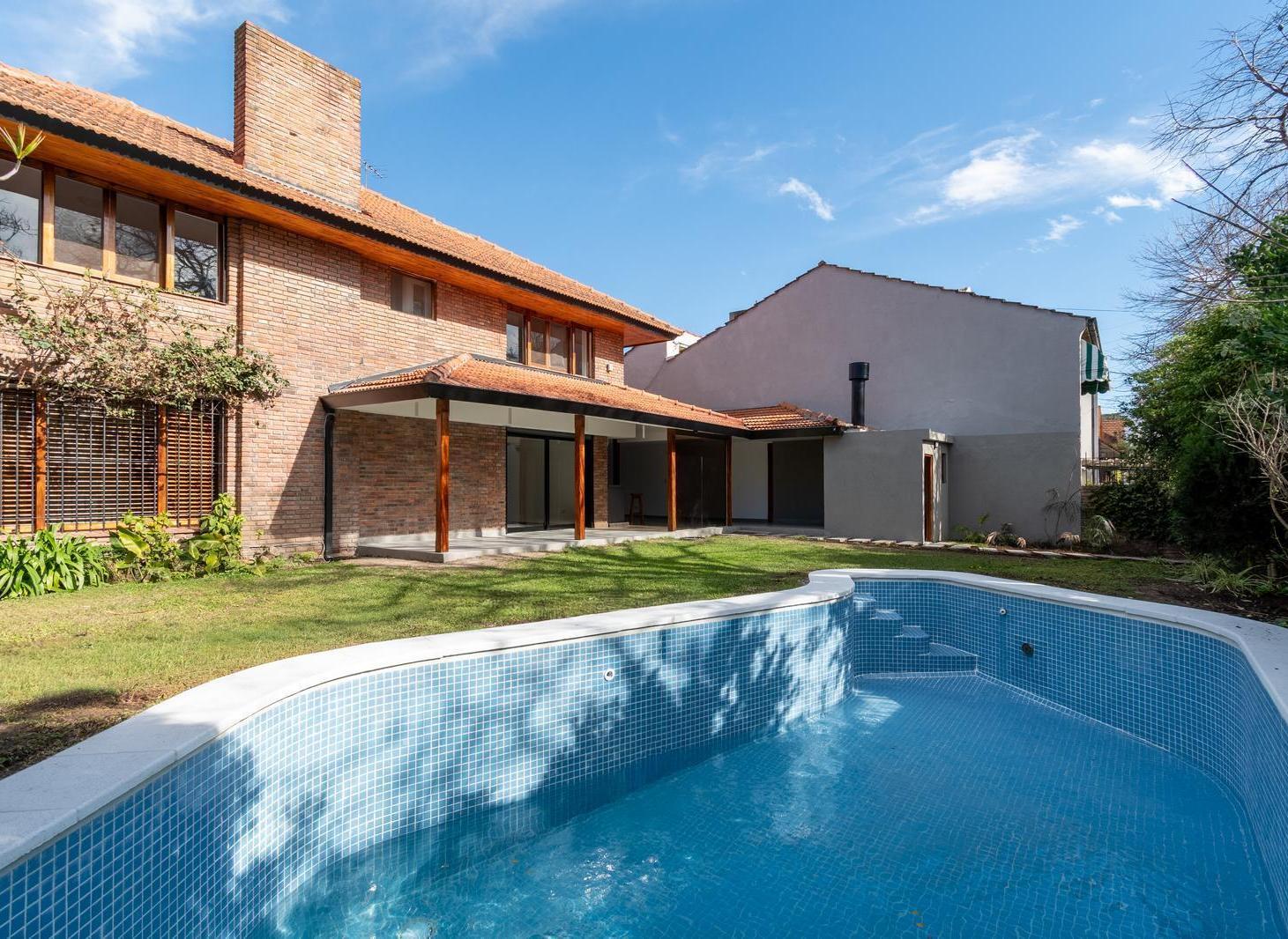 Foto de Casa en venta y alquiler con 3 dormitorios en suite, jardín, piscina y, imagen 3