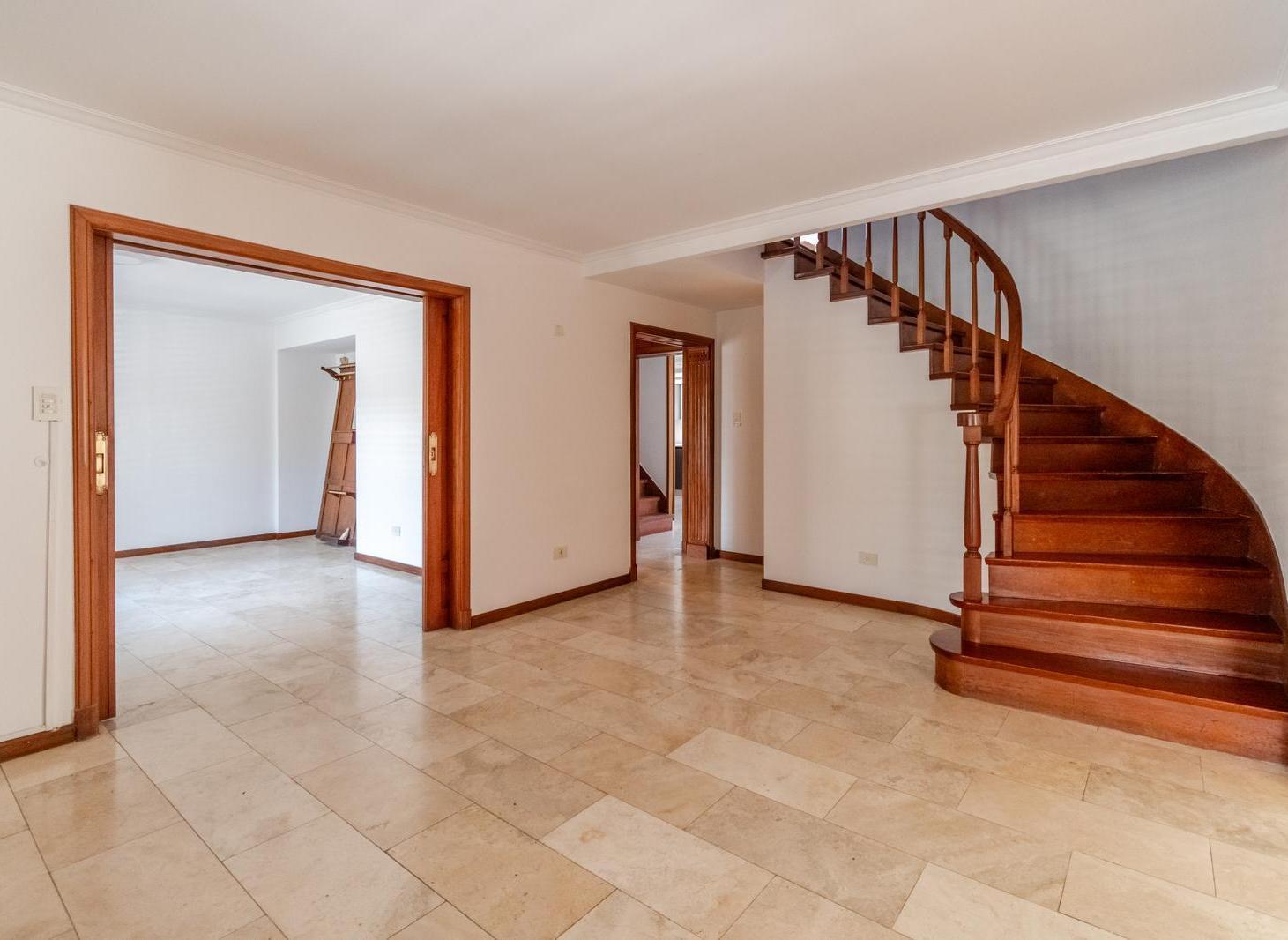 Foto de Casa en venta y alquiler con 3 dormitorios en suite, jardín, piscina y, imagen 2