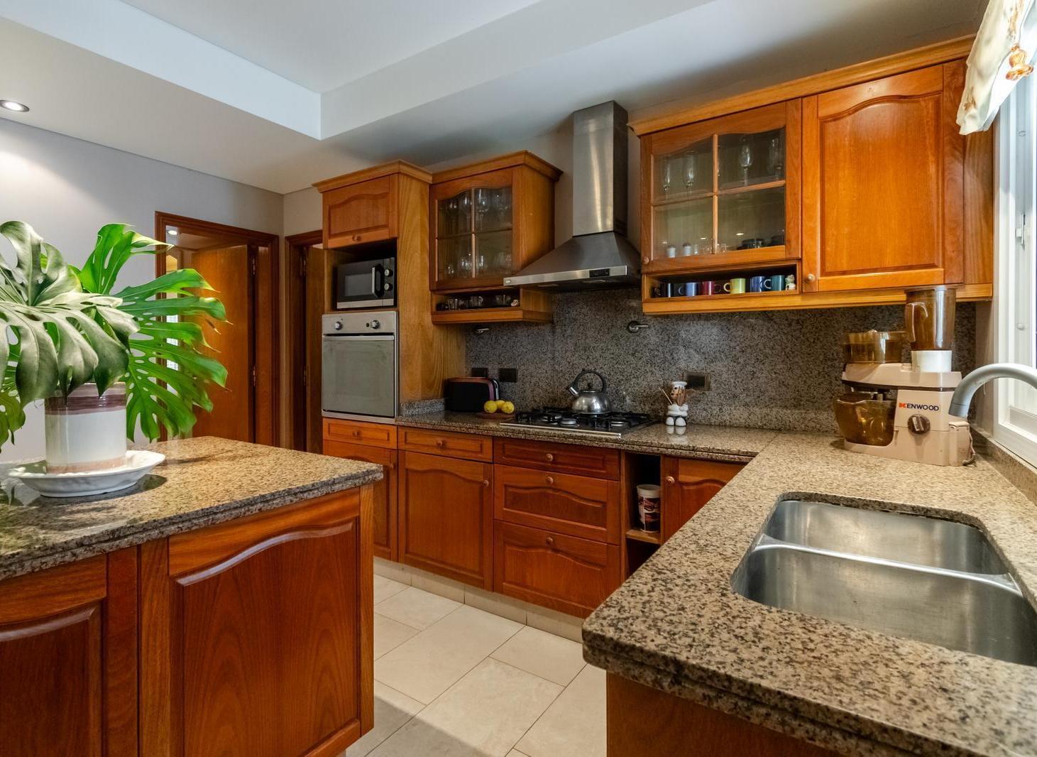 Foto de Imponente casa en alquiler, amoblada, en el mejor de sector de, imagen 4