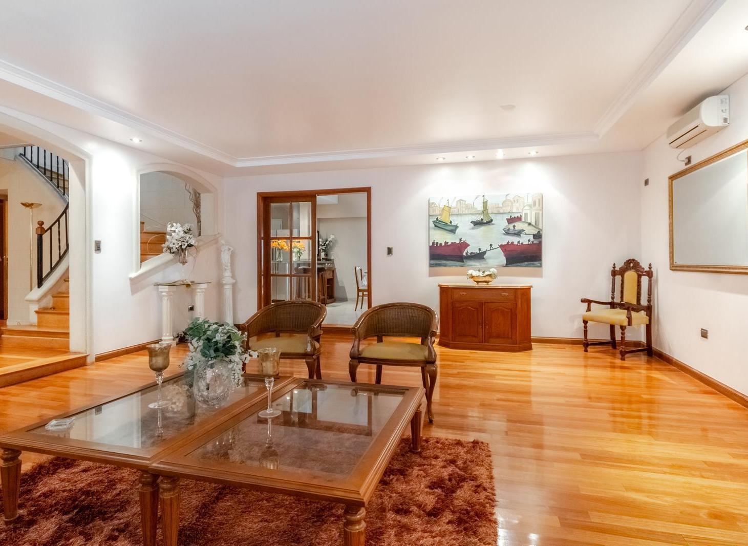 Foto de Imponente casa en alquiler, amoblada, en el mejor de sector de, imagen 1