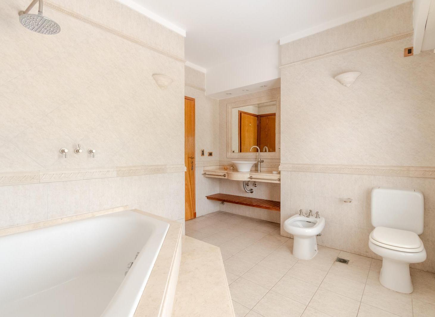 Foto de Imponente casa en alquiler, amoblada, en el mejor de sector de, imagen 5