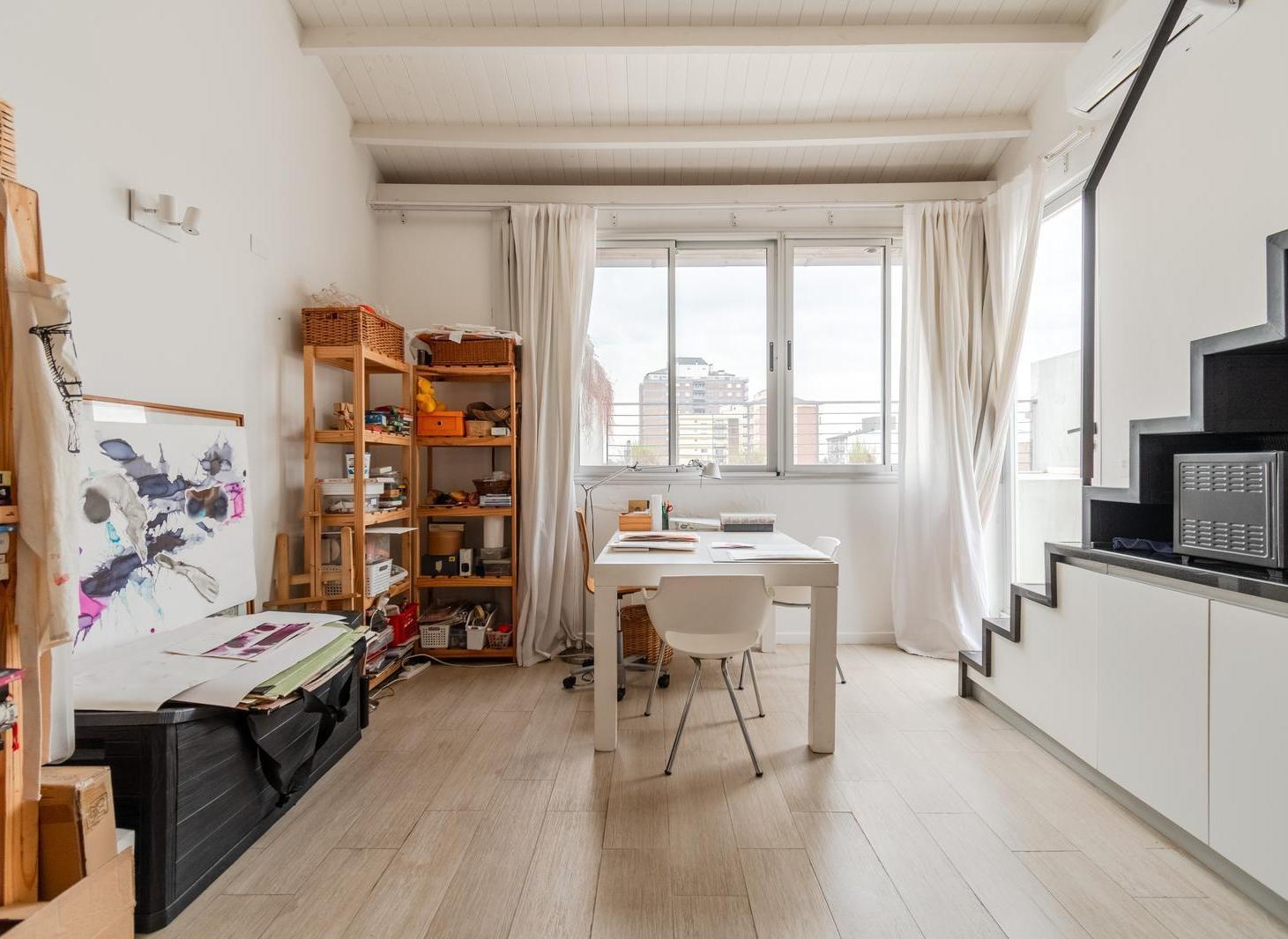 Foto de Canchero y luminoso loft en venta con dos terrazas propias en Tigre., imagen 1