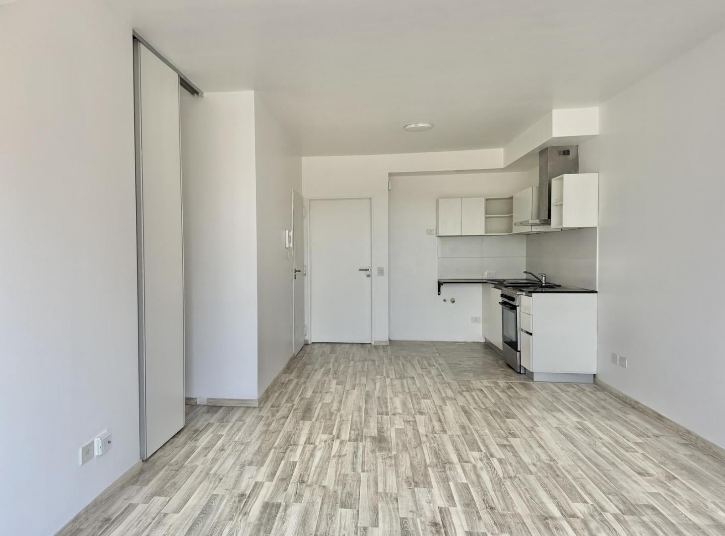 Foto de Luminoso departamento en venta y alquiler con vista abierta hacia el, imagen 5