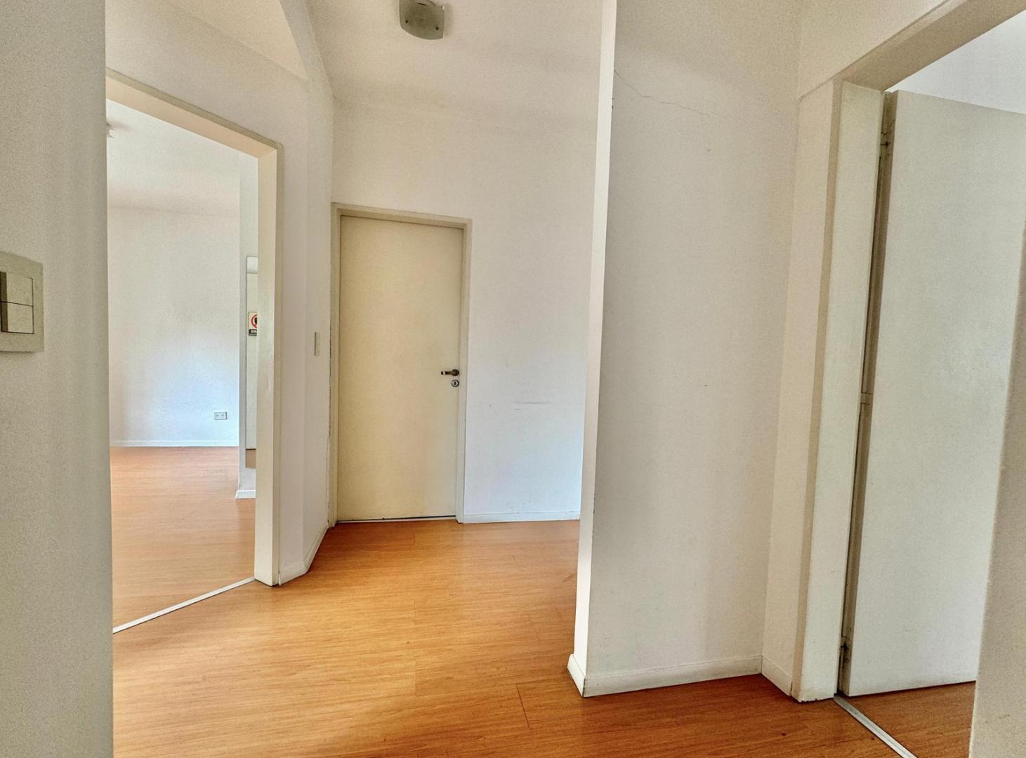 Foto de Moderna y cómoda casa en venta y alquiler en Florida con piscina y, imagen 5