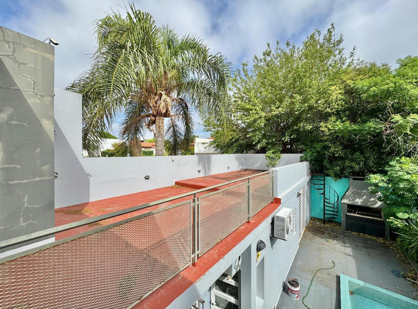 Foto de Moderna y cómoda casa en venta y alquiler en Florida con piscina y, imagen 2