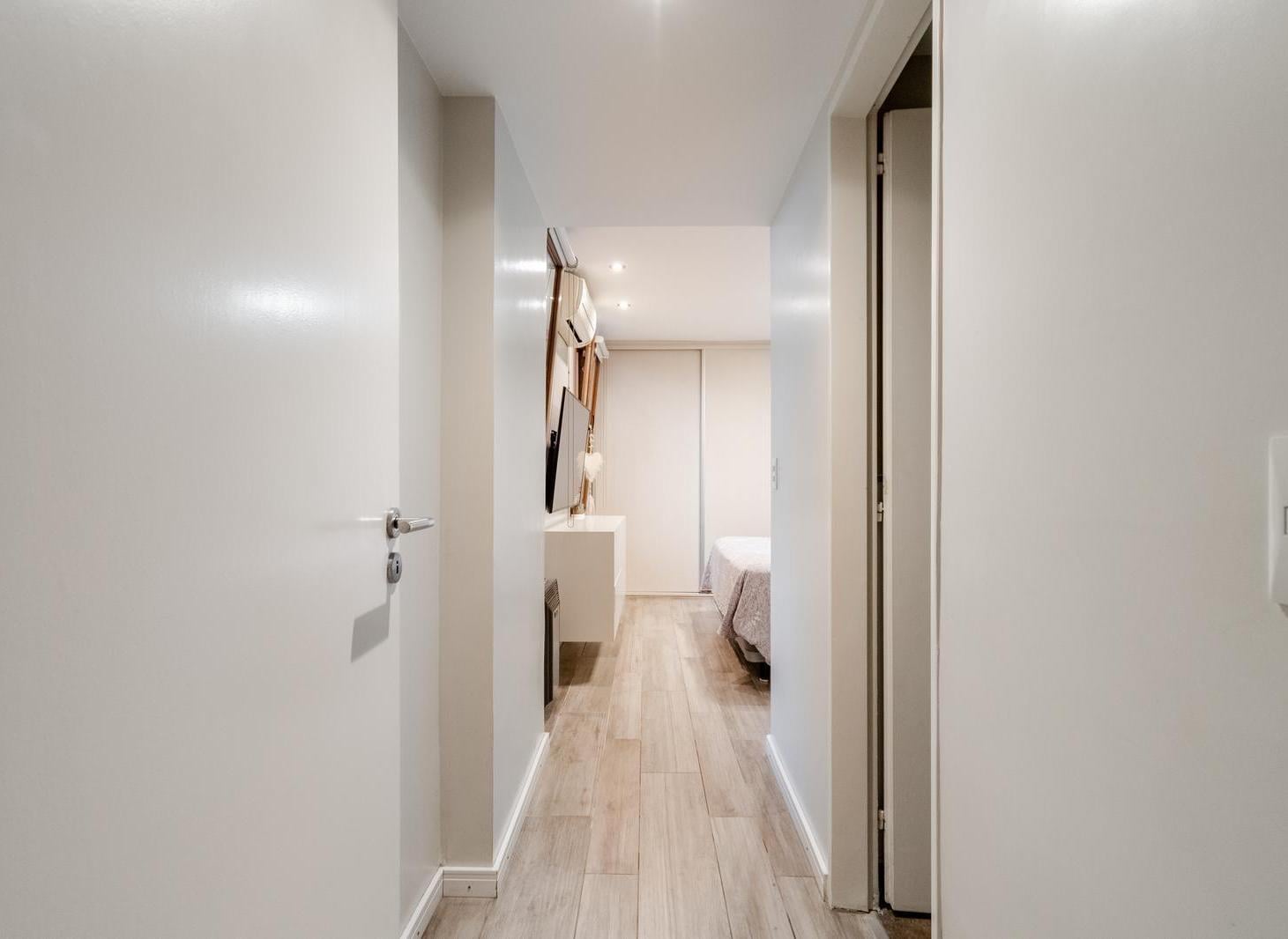 Foto de Divina casa en venta ubicada en Acassuso, con garage, jardín y piscina., imagen 5