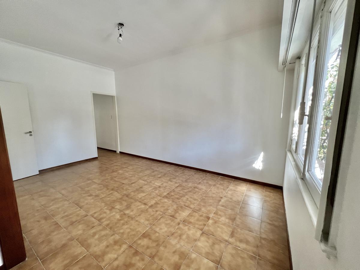 Foto de Impecable casa en una planta con jardín y terraza en alquiler, ubicada, imagen 5