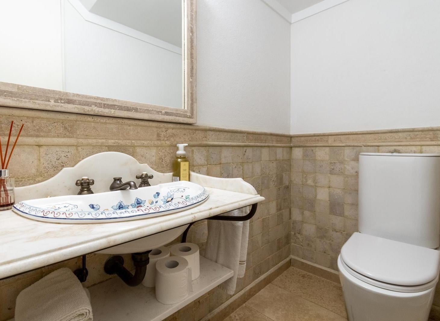 Foto de Distinguida casa en venta ubicada en el exclusivo sector de Av, imagen 3
