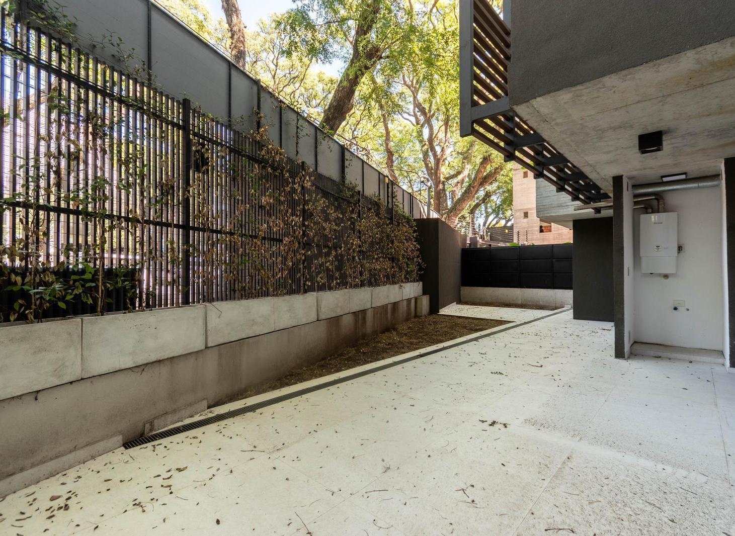 Foto de Espectacular semipiso en alquiler con dos cocheras y patio en el, imagen 5