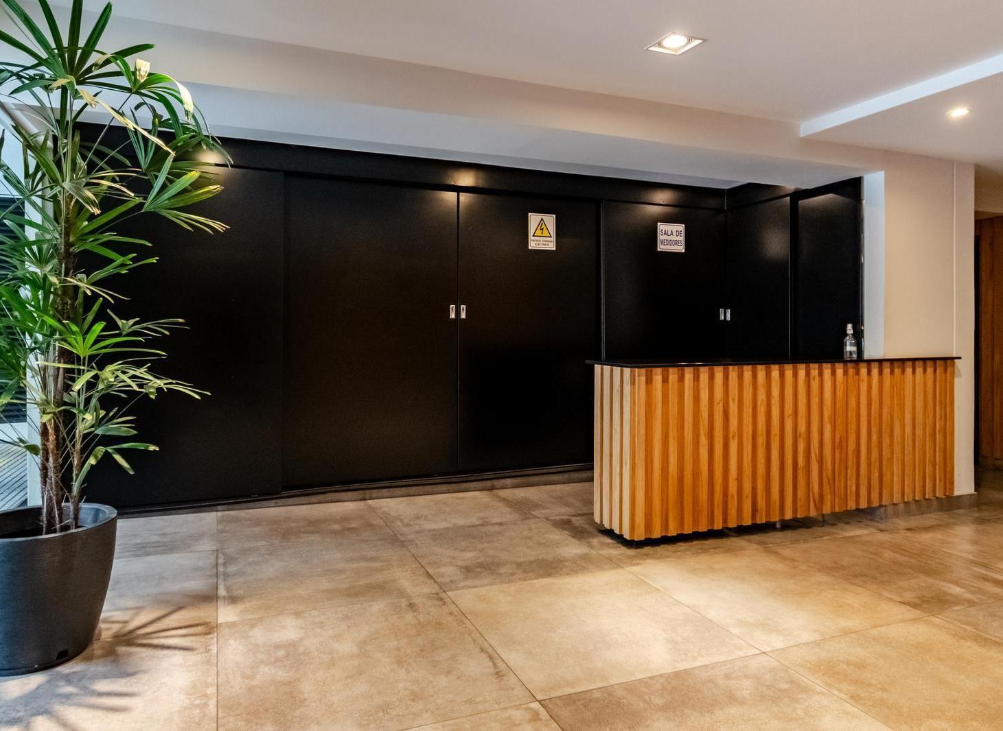 Foto de Cómoda cochera fija descubierta en venta, edificio a estrenar en Villa, imagen 4