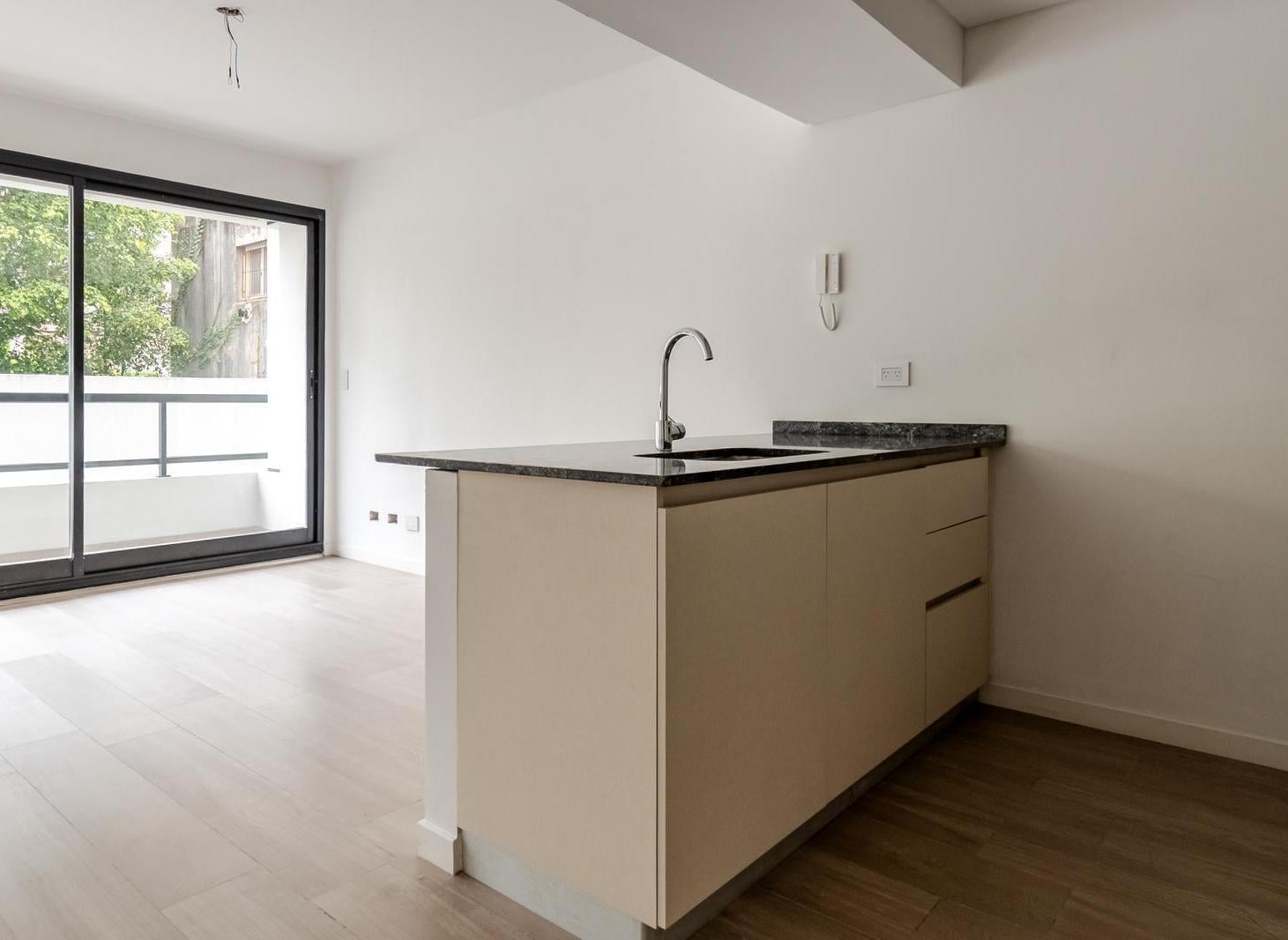 Foto de Luminoso departamento en venta a estrenar, en Villa Devoto, con cochera, imagen 1