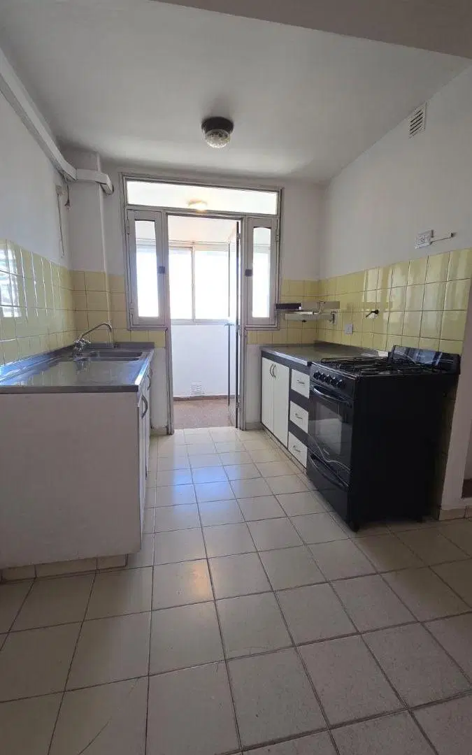 Departamento de 4 dormitorios en alquiler en Alto Alberdi EDIFICIO ALAS 4