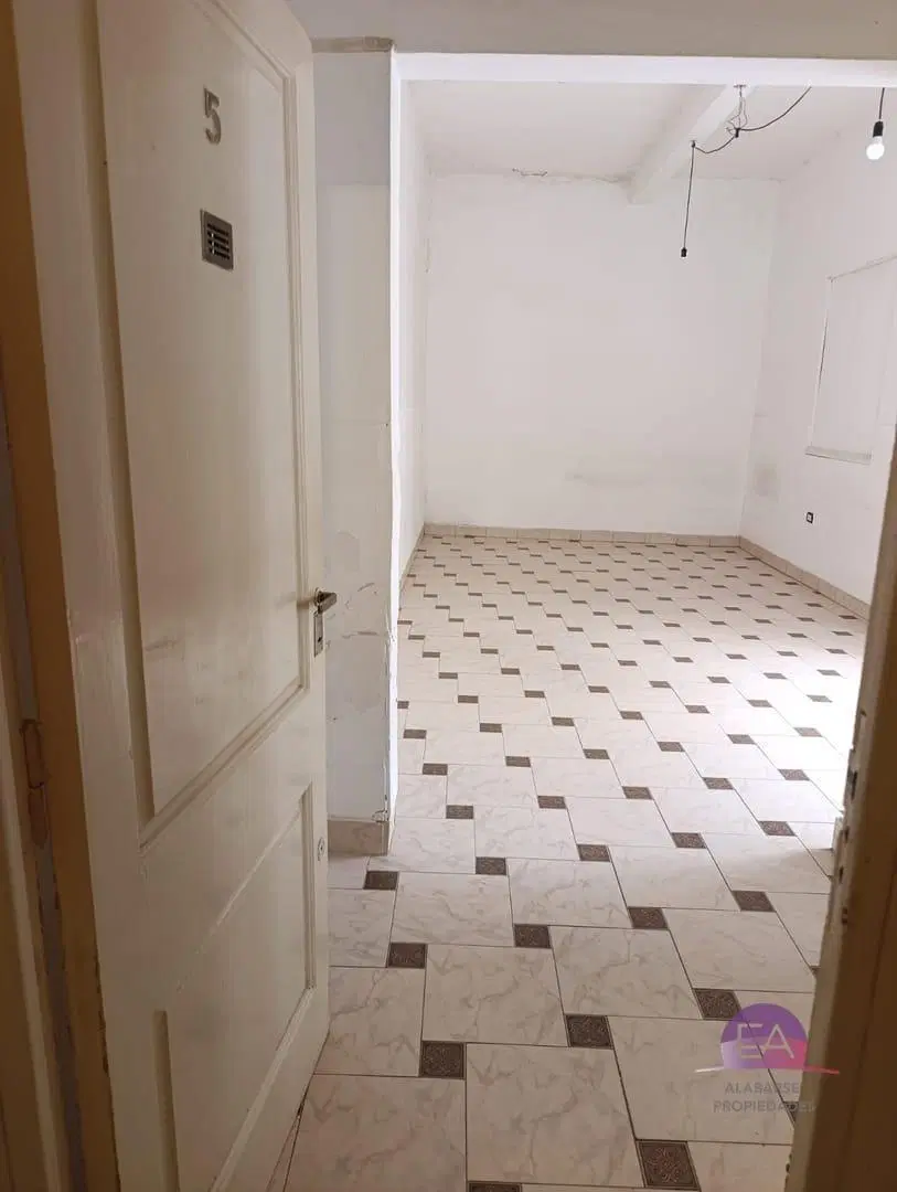 DEPTO NUEVA CORDOBA 1 DORMITORIO (A RECICLAR) 2