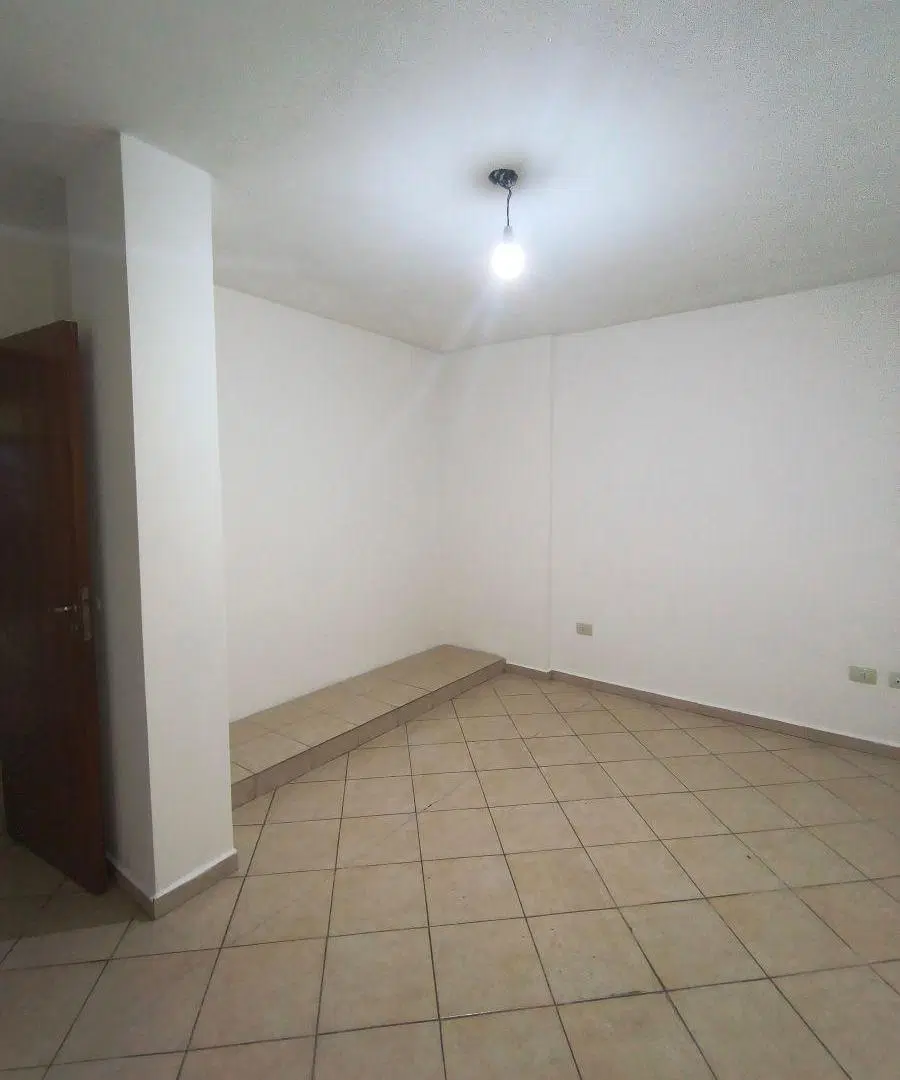 ALQUILO 2 DORMITORIOS SOBRE CARCANO, EXTERNO CON BALCON 4