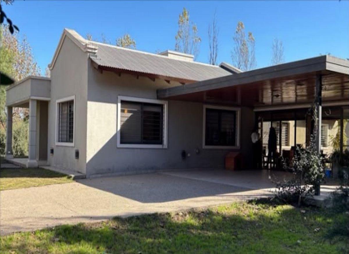 VENDO CASA EN LA MELINCA