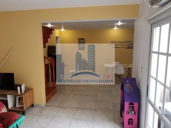 Departamento 3 Ambientes con Patio, Desarrollado en 2 Plantas. Excelente Estado. 3