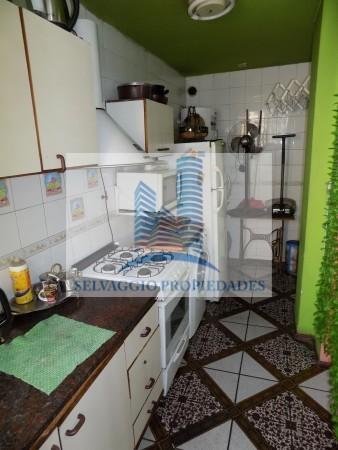 Departamento 4 Ambiente, 6° Piso en Barrio Apolo XI, Torre 4, 10 de Septiembre 2825, Banfield, Lomas 3
