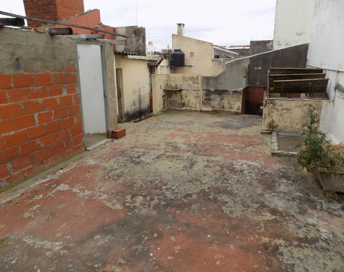 Lote de 81 m², Excelente Ubicacion. 2