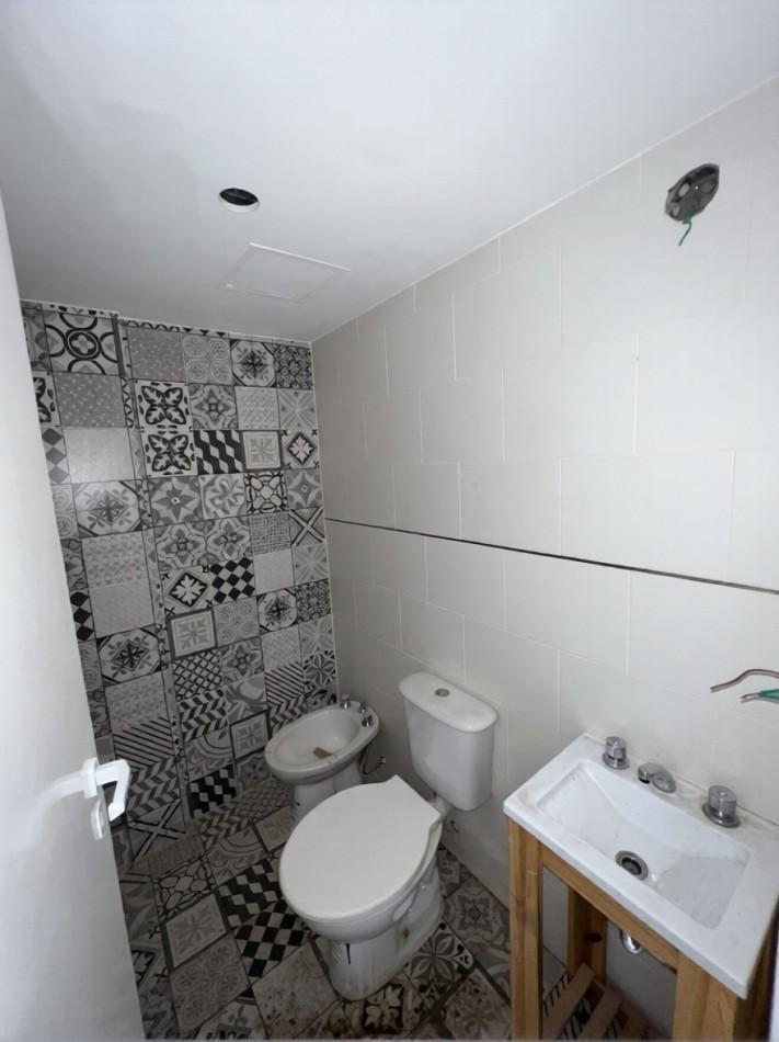 Foto de MONOAMBIENTE A ESTRENAR, EN 2° PISO, DTO B, AL FRENTE, 21M2., imagen 2