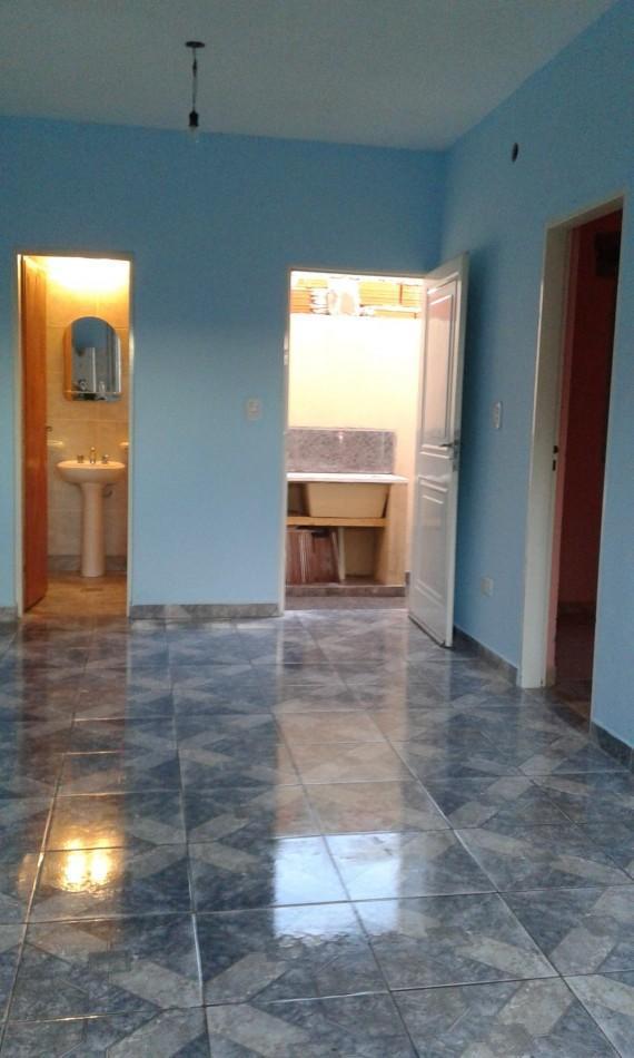 Foto de PH TIPO CASA, 3 AMBIENTES CON PATIO, LOMAS DE ZAMORA., imagen 4