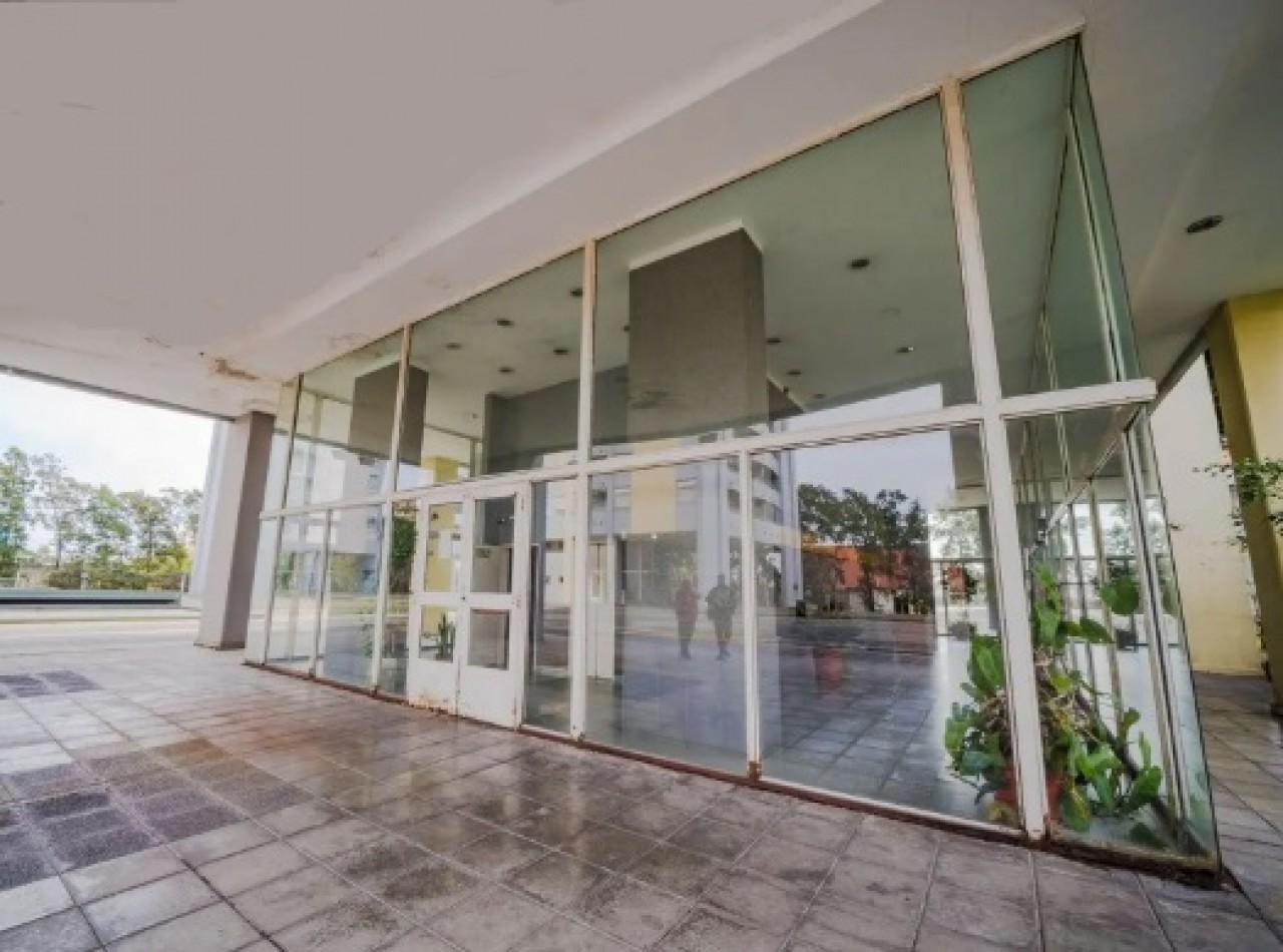 Foto de Departamento de 3 ambientes, piso 14, torres Pueyrredon. Excelente, imagen 3