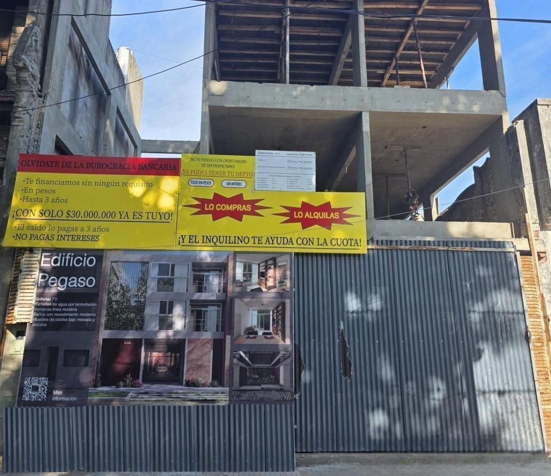 Foto de DEPARTAMENTO MONOAMBIENTE, EN PLANTA BAJA, AL CONTRAFRENTE, CON PATIO, imagen 3