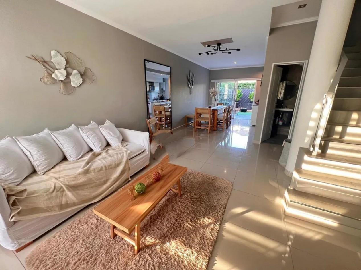 Foto de EXCELENTE DUPLEX DE 4 AMBIENTES AL FRENTE SOBRE LOS LOTES EXTERNOS DEL, imagen 3