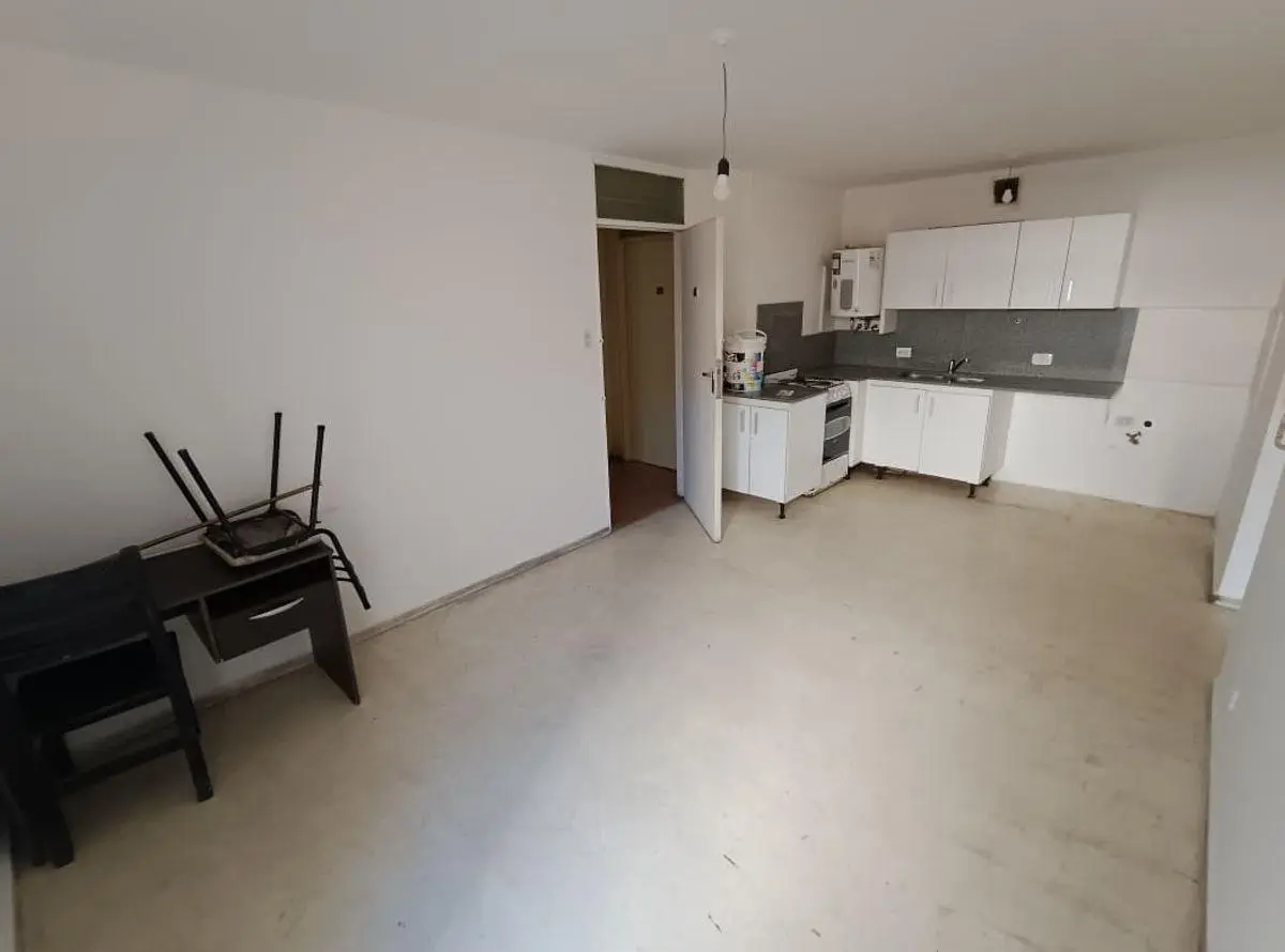 Venta Departamento 1 Dormitorio a Mtrs. Patio Olmos 2